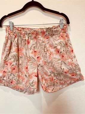 Briggs New YorkLinen Blend  Peach Floral High-Waist Shorts